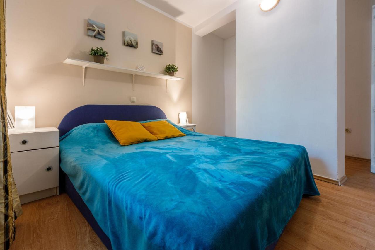 Apartments Kalla Crikvenica Exterior photo